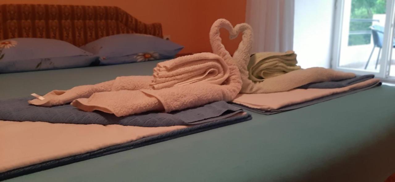 Studios Milosev Bar Zewnętrze zdjęcie