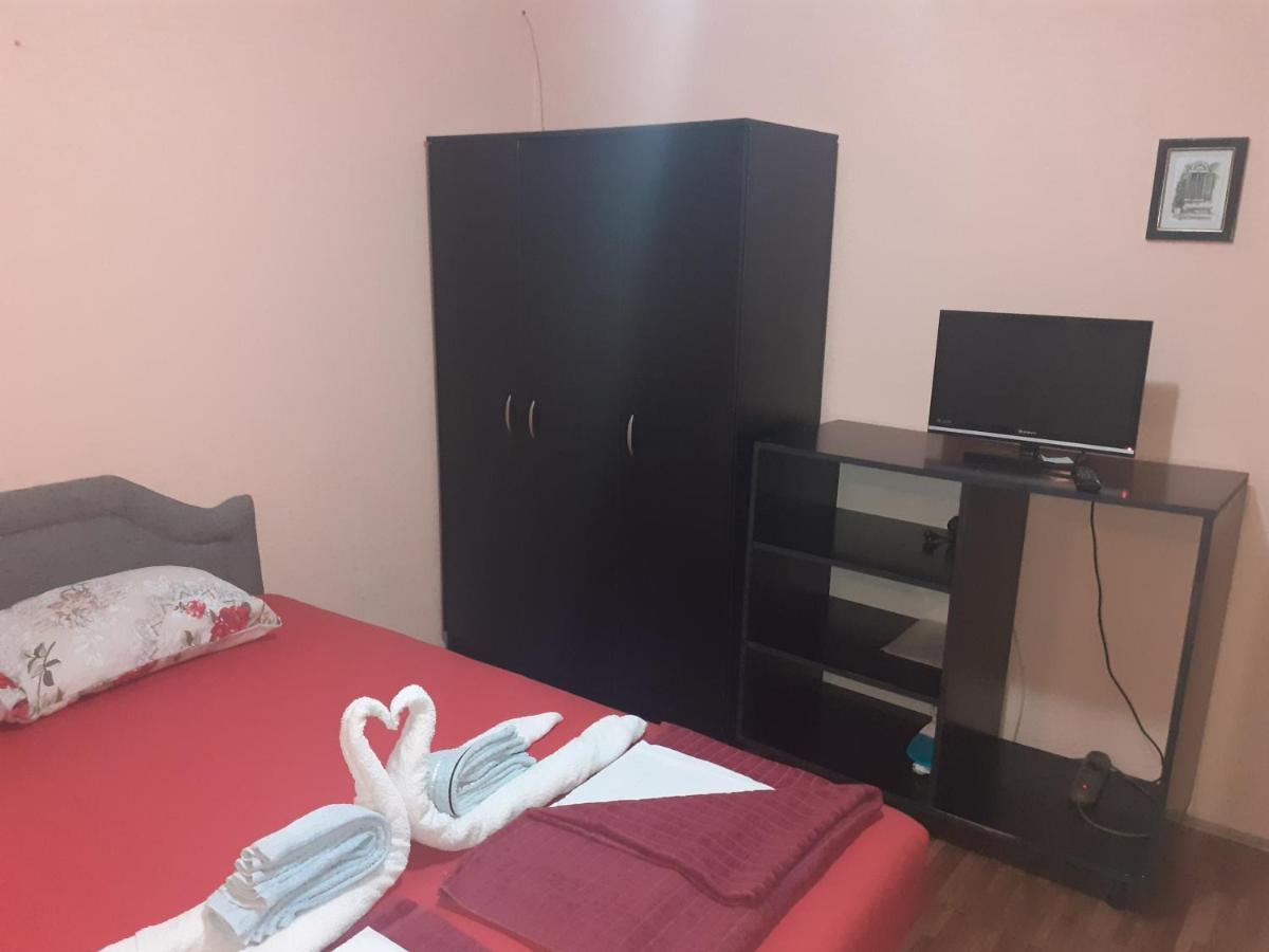 Studios Milosev Bar Zewnętrze zdjęcie