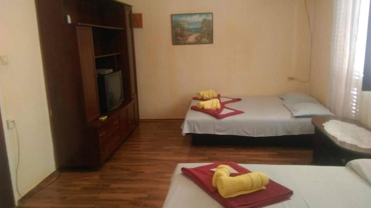 Studios Milosev Bar Zewnętrze zdjęcie