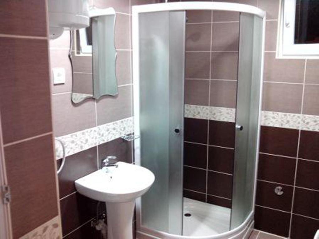 Studios Milosev Bar Zewnętrze zdjęcie