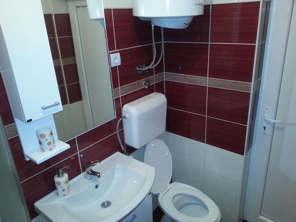 Studios Milosev Bar Zewnętrze zdjęcie