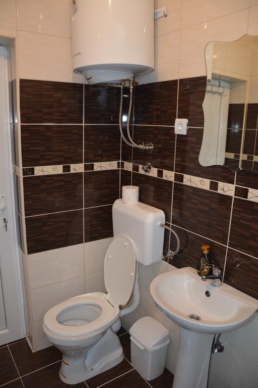 Studios Milosev Bar Zewnętrze zdjęcie